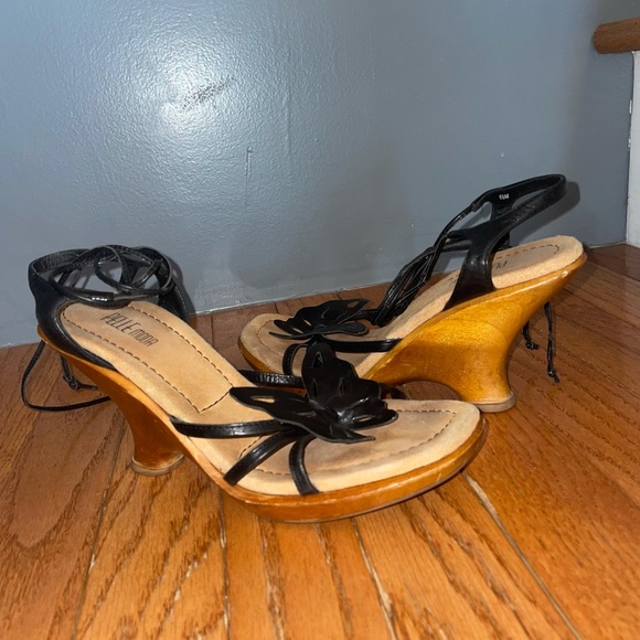 Pelle Moda Shoes - 2000’s Pelle Moda butterfly wrap heels